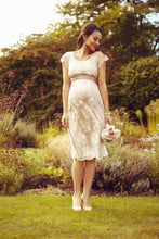 Afbeelding in Gallery-weergave laden, Tiffany Rose - April nursing dress blush 36-38  | MILD zwangerschapsboetiek - zwangerschapskleding bij Mechelen

