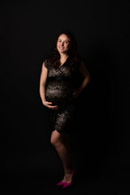Afbeelding in Gallery-weergave laden, Tiffany Rose - Imogen shift dress black 38-40 &amp; 44-46  | MILD zwangerschapsboetiek - zwangerschapskleding bij Mechelen
