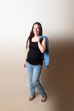 Afbeelding in Gallery-weergave laden, Ripe Maternity - Jamie girlfriend jean pale blue XL &amp; XXL  | MILD zwangerschapsboetiek - zwangerschapskleding bij Mechelen
