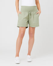 Afbeelding in Gallery-weergave laden, Ripe Maternity - Philly cotton shorts leaf XS  | MILD zwangerschapsboetiek - zwangerschapskleding bij Mechelen
