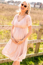 Afbeelding in Gallery-weergave laden, Tiffany Rose - Kimono dress Dotty pink  | MILD zwangerschapsboetiek - zwangerschapskleding bij Mechelen
